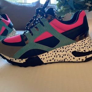 Steve Madden Bara Sneakers